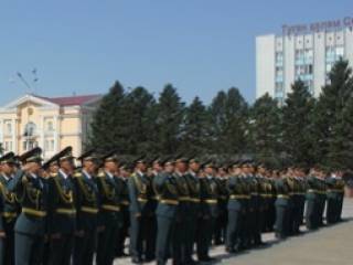 В Семее 127 молодых офицеров и 30 сержантов были приняты в военный корпус «Восток»