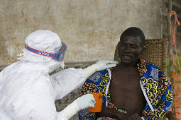 Вирус Эбола выходит из под контроля