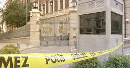В Стамбуле в 5 консульств пришли письма с желтым порошком