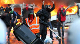 В Брюсселе в массовых беспорядках ранены около 30-ти человек