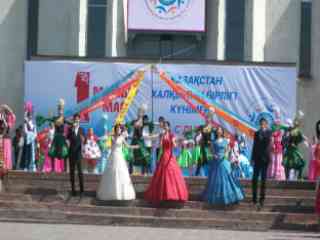 День единства народа Казахстана празднует Семей
