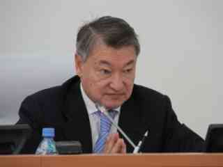 Эксклюзивное интервью для семейских СМИ дал аким ВКО