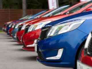 Авторынок Казахстана в ноябре 2015 года сократился на 50%