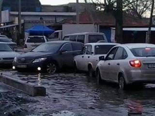 Потоп парализовал жизнь жителей Семея