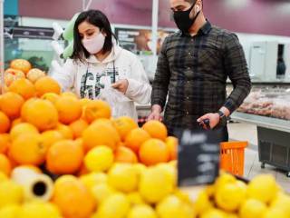 «80 тенге — кило апельсинов». Цены в Турции изумляют казахстанцев