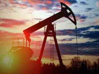 Нефть подешевела на семь процентов