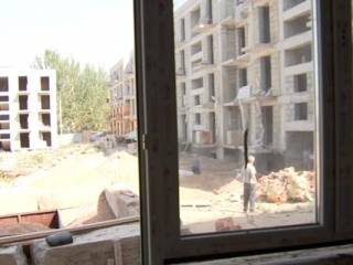 Темпы строительства жилья ограничат в Нур-Султане и Алматы