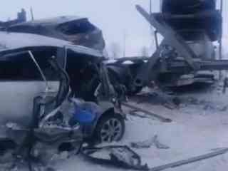 Смертельное столкновение автовоза с поездом произошло в Актюбинской области