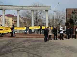 Требуют поддержки: в Актобе митинговали фермеры