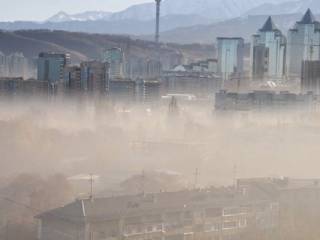 Чем дышим? Жителей Алматы и Актобе предупредили о загрязнении воздуха