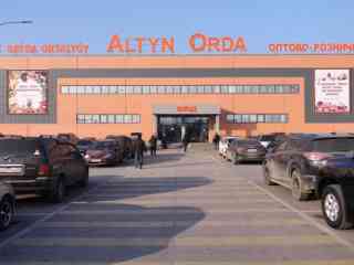 Новые нарушения на рынке «Алтын Орда» обнаружили налоговики