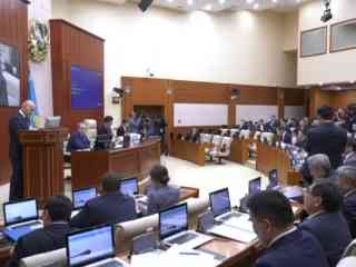 Налог на бедных? Во сколько обойдется казахстанцам повышение НДС