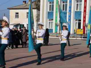 В городе Шар открыли центральную сцену и Аллею Героев