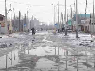 Целый месяц дома костанайцев топит водой