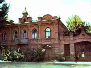 Статус исторического особняка в отстояли в Семее