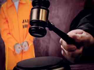 В Актобе начался суд над сбежавшими арестантами