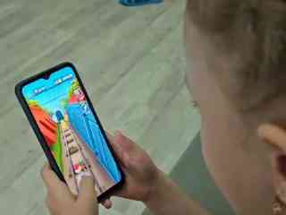 Мошенники охотятся на детей в сети