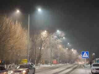 В городе Семей восстанавливают уличное освещение