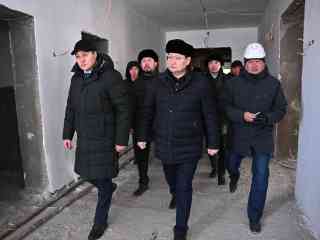Аким области посетил социальные объекты в Аягозе