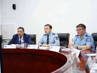 В Семее обсудили развитие юридических служб МВД