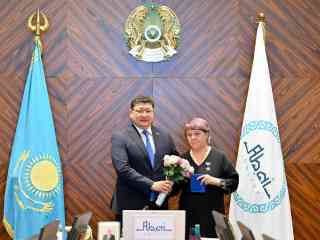 В Семее поздравили работников энергетической отрасли