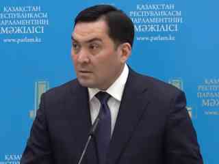 Свою заработную плату прокомментировал министр энергетики