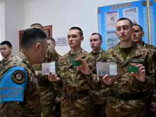 Сотрудники военной полиции проводят профилактические мероприятия в воинских частях обслуживаемого гарнизона