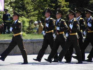 Торжественный парад в честь празднования Дня защитника Отечества