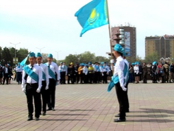 В Семее выбрана лучшая знаменная группа