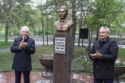 Семейчане чтят память татарского поэта