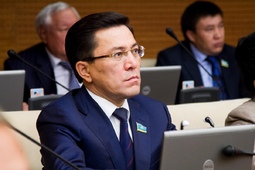 Депутаты Мажилиса предложили продлить сроки внедрения всеобщего декларирования