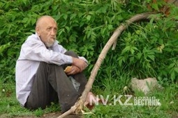 Жительница Германии в бездомном из Темиртау узнала своего отца