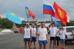 В Семее побывали участники эстафеты «Бег мира»