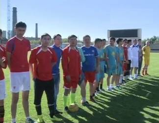 В Семее прошла товарищеская встреча по футболу среди команд трудовых коллективов