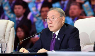Нурсултан Назарбаев бизнес-сообществу: Возвращайте деньги и держите в Казахстане!