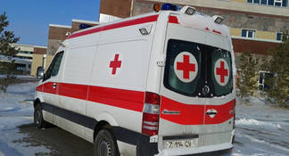 Пожилой мужчина умер после падения из-за гололеда в Семее