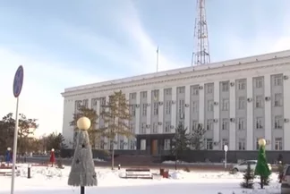 В Актобе на территории городского акимата покончил с собой полицейский