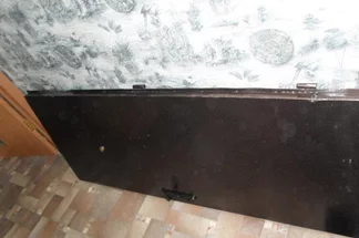 В Семее всё чаще стали спасать детей из заблокированных квартир