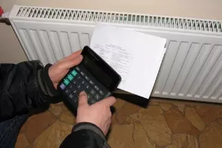900 млн тенге задолжали жители Семея за свет и тепло