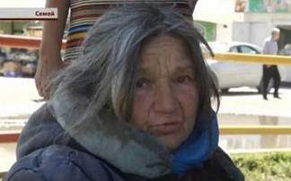 В Семее проработавшая 40 лет врачом женщина живет на улице
