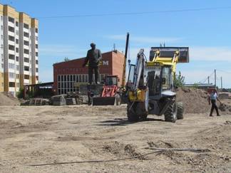 В Семее реконструируют городские площади