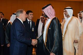 Назарбаев встретился с представителями деловых кругов ОАЭ