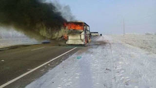 Пострадавших при пожаре в автобусе в Актюбинской области забрали из больницы прокуроры