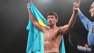Казахстанский боксёр Иса Акбербаев нокаутировал немца Майкла Курцвейла