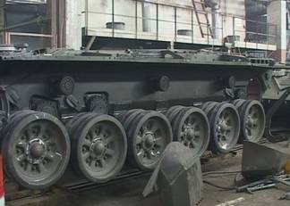 «Казинжиниринг» опроверг слухи о роспуске рабочих бронетанкового завода