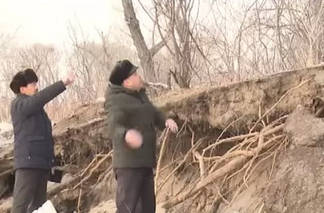 Десятки домов на побережьях озёр Алаколь и Зайсан оказались под угрозой обрушения