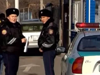 Будут ли в Казахстане полицейские отбирать права без суда?