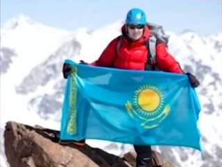 Казахстанец Максут Жумаев дважды покорил самую большую высоту мира Эверест