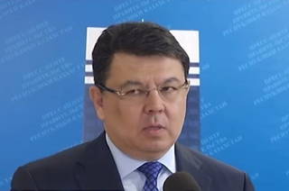 Министр энергетики Канат Бозумбаев прокомментировал задержание своего заместителя
