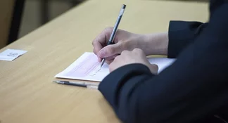 Каждый седьмой участник ЕНТ не преодолел пороговый уровень